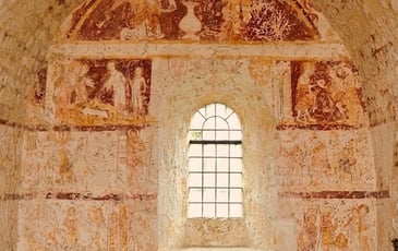 Découverte des peintures de l'église de Lachapelle-sous-Gerberoy
