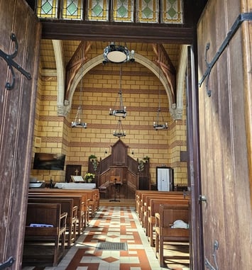 Protester et résister: Visite guidée du Temple protestant de Compiègne