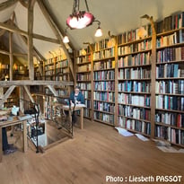 Visite commentée de la bibliothèque Patrick Ansar