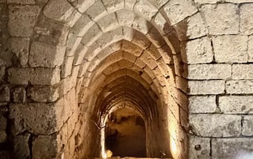 Les propriétaires de la seigneurie de Béhéricourt, aux sources historiques et matérielles du "chastel"