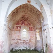 Visite documentée de l'église de Lachapelle-sous-Gerberoy et du lavoir : fresques exceptionnelles du 12e au 20e S (inscription M.H.)