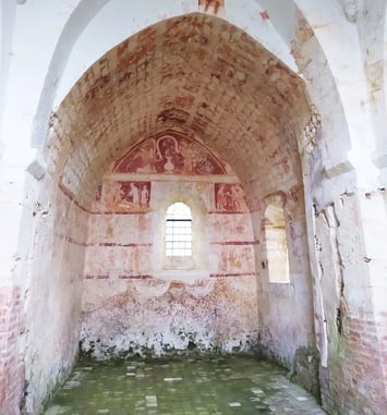 Visite documentée de l'église de Lachapelle-sous-Gerberoy et du lavoir : fresques exceptionnelles du 12e au 20e S (inscription M.H.)